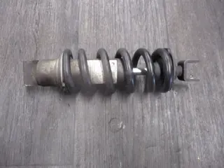 ACHTER SCHOKBREKER Yamaha FZ 750 1985 - 1991