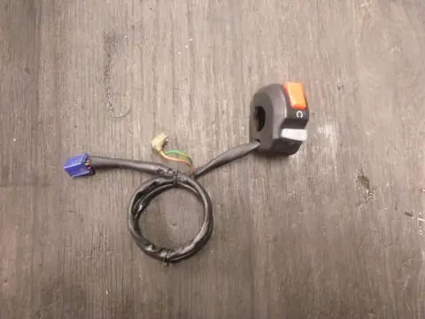 STUURSCHAKELAAR RECHTS Yamaha FJR 1300 2003 - 2005