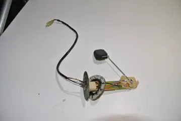 BRANDSTOFPOMP Suzuki XF 650 Freewind 1997 - 1999