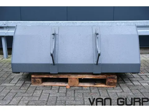 Giant grondbak 180cm bucket schaufel