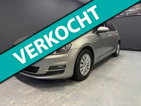 Volkswagen Golf 1.6 TDI BlueMotion Navi Multi-stuur 1eigennaar 2015 Parkeer Sen-