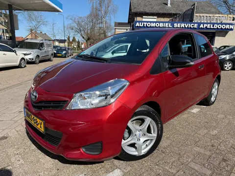 Toyota Yaris 1.3 VVT-i Comfort *AIRCO*ELEKTR. RAMEN*STUURBEKR.*LM. VELGEN*