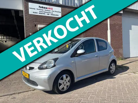 Toyota Aygo 1.0-12V AIRCO&JAAR APK&LAGE KM