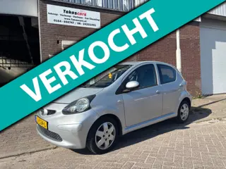 Toyota Aygo 1.0-12V AIRCO&JAAR APK&LAGE KM