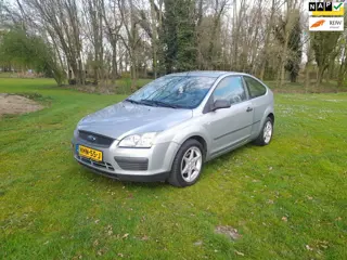 Ford FOCUS 1.6-16V Trend