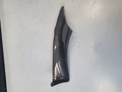RECHTER ZIJKUIP KLEIN Aprilia RSV 1000 2004 - 2010 / 2004 -