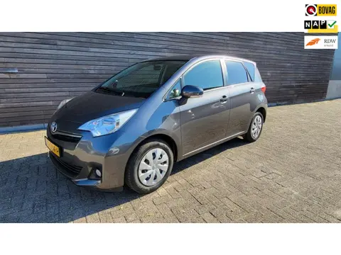 Toyota Verso-S 1.3 VVT-i Aspiration