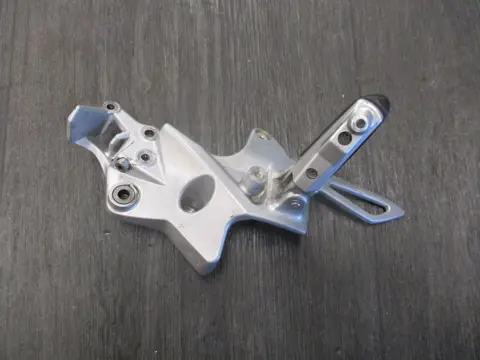 LINKER SCHETSPLAAT BMW F 800 GT 2012 - 2013 / 2016 - 2018