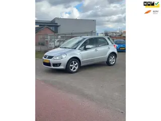 Suzuki SX4 1.6 Exclusive