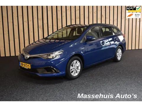 Toyota Auris Touring Sports 1.8 Hybrid Now 1e eig. Trekhaak Clima Isofix Dagdragers Lm-velgen NL-aut