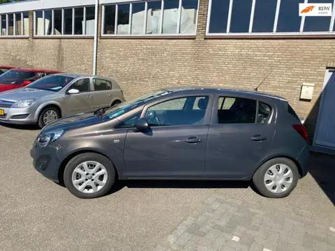 Opel Corsa 1.2-16V Cosmo