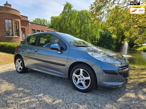 Peugeot 207 1.4-16V X-line SPORT airco