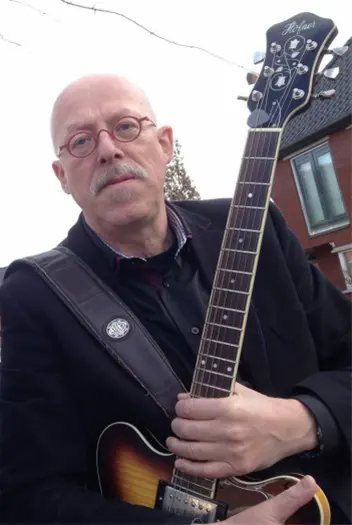 One man band (of duo)