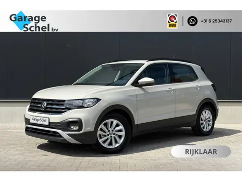 Volkswagen T-Cross 1.0 TSI Life 110pk - Carplay - Stoelverwarming - Camera - Virtual cockpit - Rijkl