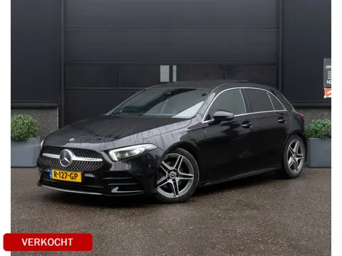 Mercedes-Benz A-Klasse 180 D AMG Pakket | Pano | Sfeer | Burmester |  Lane & Side Assis | Front Assi