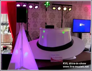 Drive-in show voor feest bruiloft of evenement €80- per uur!