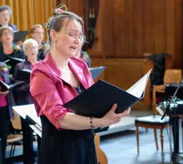 Sopraan voor serieuze of feestelijke gebeurtenis