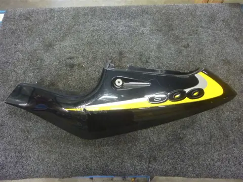 LINKER ACHTERKANT Suzuki GSX R 600 1995 - 2000