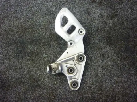 LINKER SCHETSPLAAT Suzuki GSX R 1300 Hayabusa 1998 - 2007