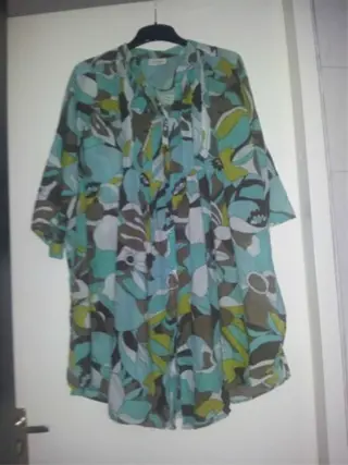 Nieuw Groene blouse korte mouw met print maat; XXL