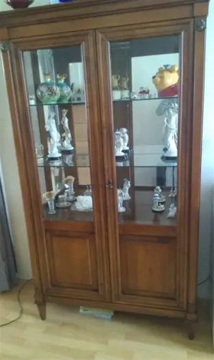 Kersenhouten vritinekast