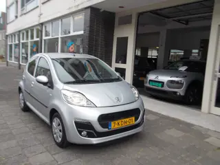Peugeot 107 1.0 Active AUTOMAAT AIRCO 61 DKM !!! UNIEK!!