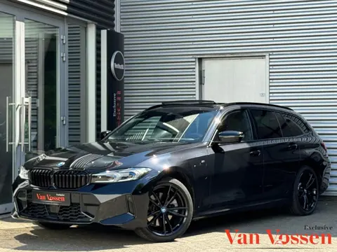 BMW 3-serie Touring 330e xDrive|M-Sport|Pano|Camera|Trekhaak|Carplay|HUD|Volleer