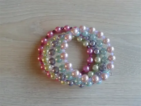 Mooie zomerse armband *nieuw! korting 50%