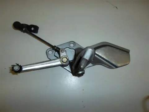 LINKER SCHETSPLAAT Kawasaki ZZR 1100 1993 - 2001