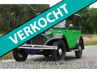 Hillman 1932 Saloon Sedan