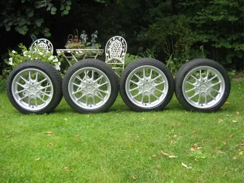 PORSCHE AZE VELGEN MET WINTERBANDEN