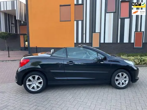 Peugeot 207 CC 1.6 VTi Première