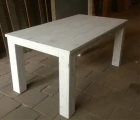 Witte landelijke tafels van steigerhout stoer!!