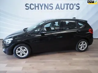 BMW 2-serie Active Tourer 218i Essential Parkdist./Collisionsyst./Trekhaak