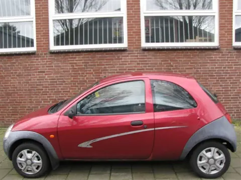 Sloopauto inkoop Den haag Ford Ka Rood
