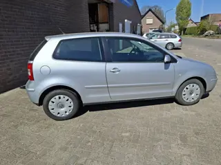 Volkswagen Polo 1.4-16V Athene (bj 2004)