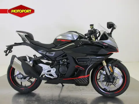 CFMOTO 450 SR (bj 2025)