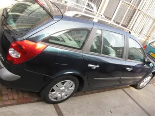 Alle onderdelen Renault Laguna Sloopauto inkoop Den haag