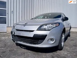 Renault Mégane 1.5 dCi Dynamique SCHADEAUTO!!