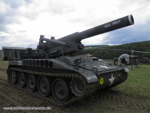 M110 Howitzer tank