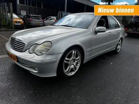 MERCEDES-BENZ C-KLASSE C240 Elegance LEER SCHUIFDAK MOTOR NOT GOOD 