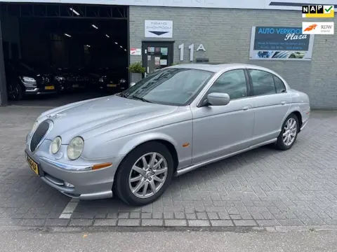 Jaguar S-type 4.0 V8 Automaat / Zonnedak