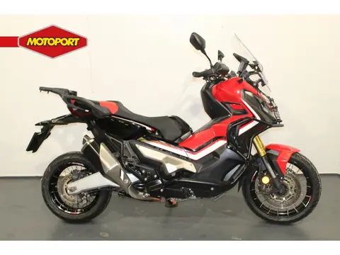 Honda X-ADV 750 (bj 2017)