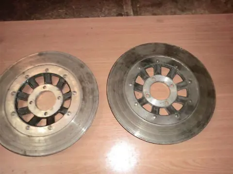 REMSCHIJVEN SET Kawasaki Z900 1970 - 2012