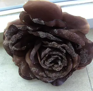 ZIJDEN ROOS DKR BRUIN dia 20 cm Nieuw