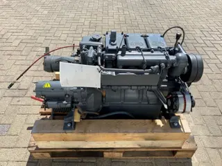 Lister STW 3 35 PK Marine diesel motor met keerkoppeling