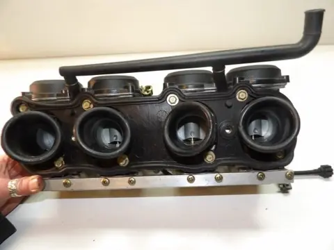 CARBURATEURSET Kawasaki ZZR 600 1993 - 2005