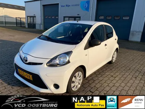 Toyota Aygo 1.0 VVT-i Now