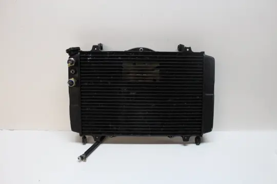 RADIATEUR Yamaha FZR 750 R OWO1 1989 - 1991