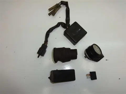 RELAIS Honda VF 700 750 C Magna 1983 - 1985